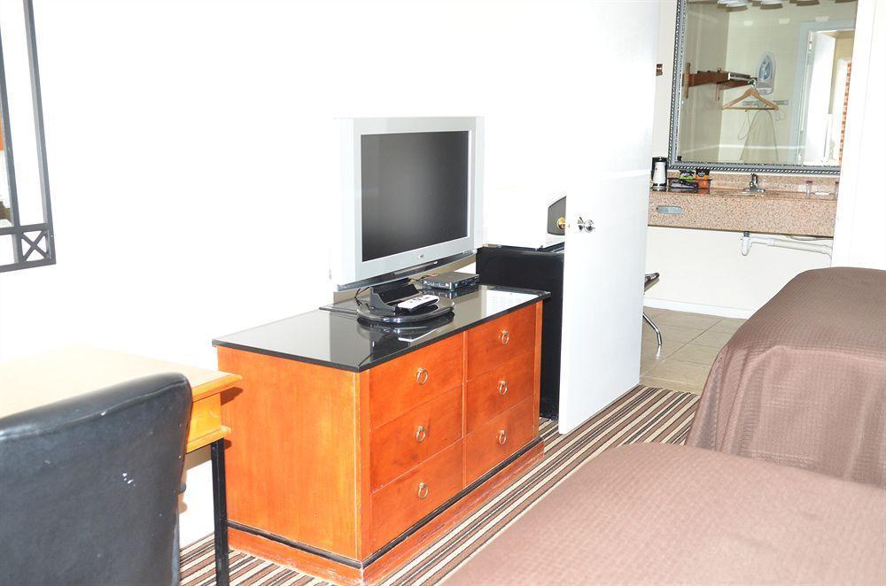 Winton Inn & Suites Barnwell Zewnętrze zdjęcie