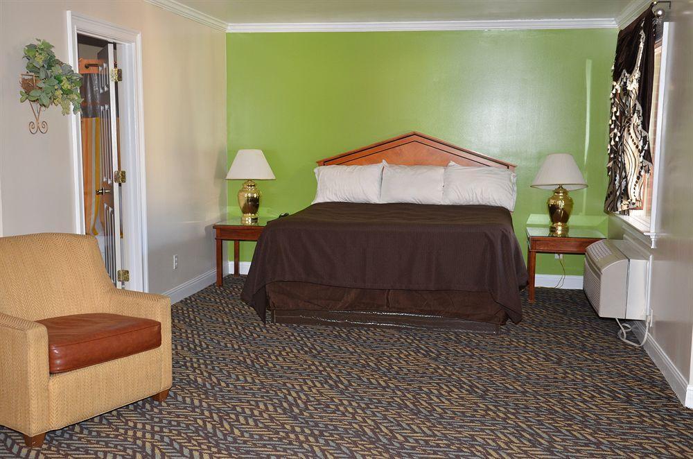 Winton Inn & Suites Barnwell Zewnętrze zdjęcie