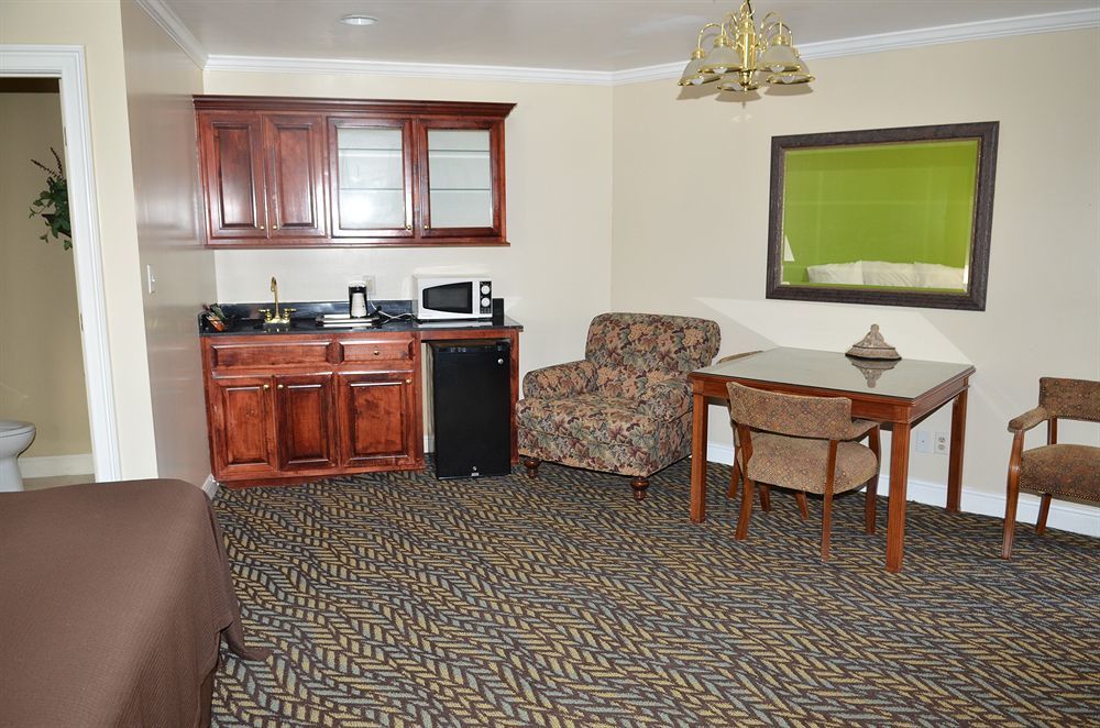 Winton Inn & Suites Barnwell Zewnętrze zdjęcie