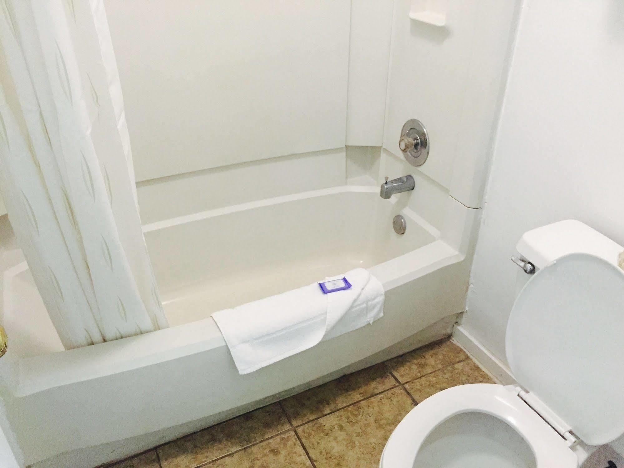 Winton Inn & Suites Barnwell Zewnętrze zdjęcie
