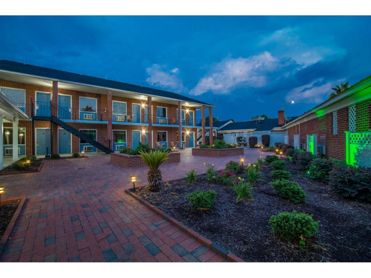 Winton Inn & Suites Barnwell Zewnętrze zdjęcie